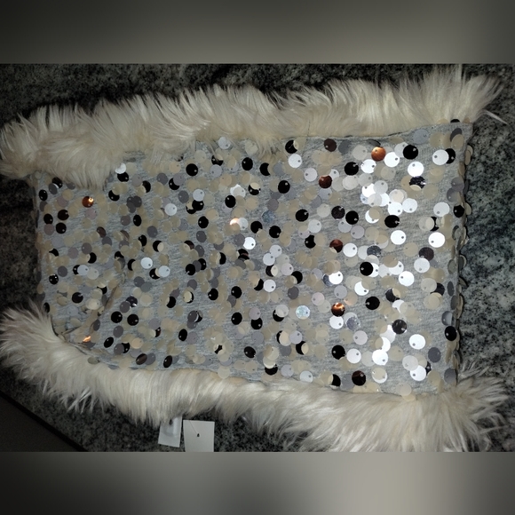Loft faux fur and sequin infinity circle scarf neck warmer NEW - Picture 7 of 9